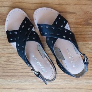 Matisse - Flat Sandal - Size 7 - Black - NWOB